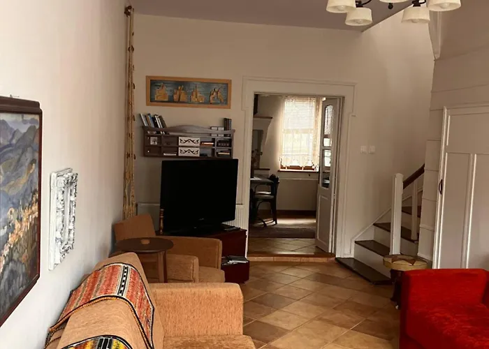 Κυανον Παραδοσιακή Μονοκατοικία Στην Φλώρινα 弗洛里纳