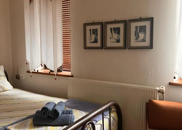 度假居 Κυανον Παραδοσιακή Μονοκατοικία Στην Φλώρινα