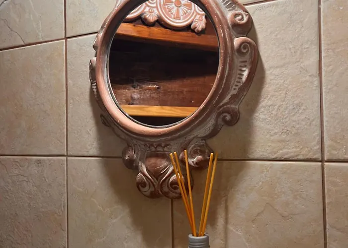 Κυανον Παραδοσιακή Μονοκατοικία Στην Φλώρινα * 弗洛里纳